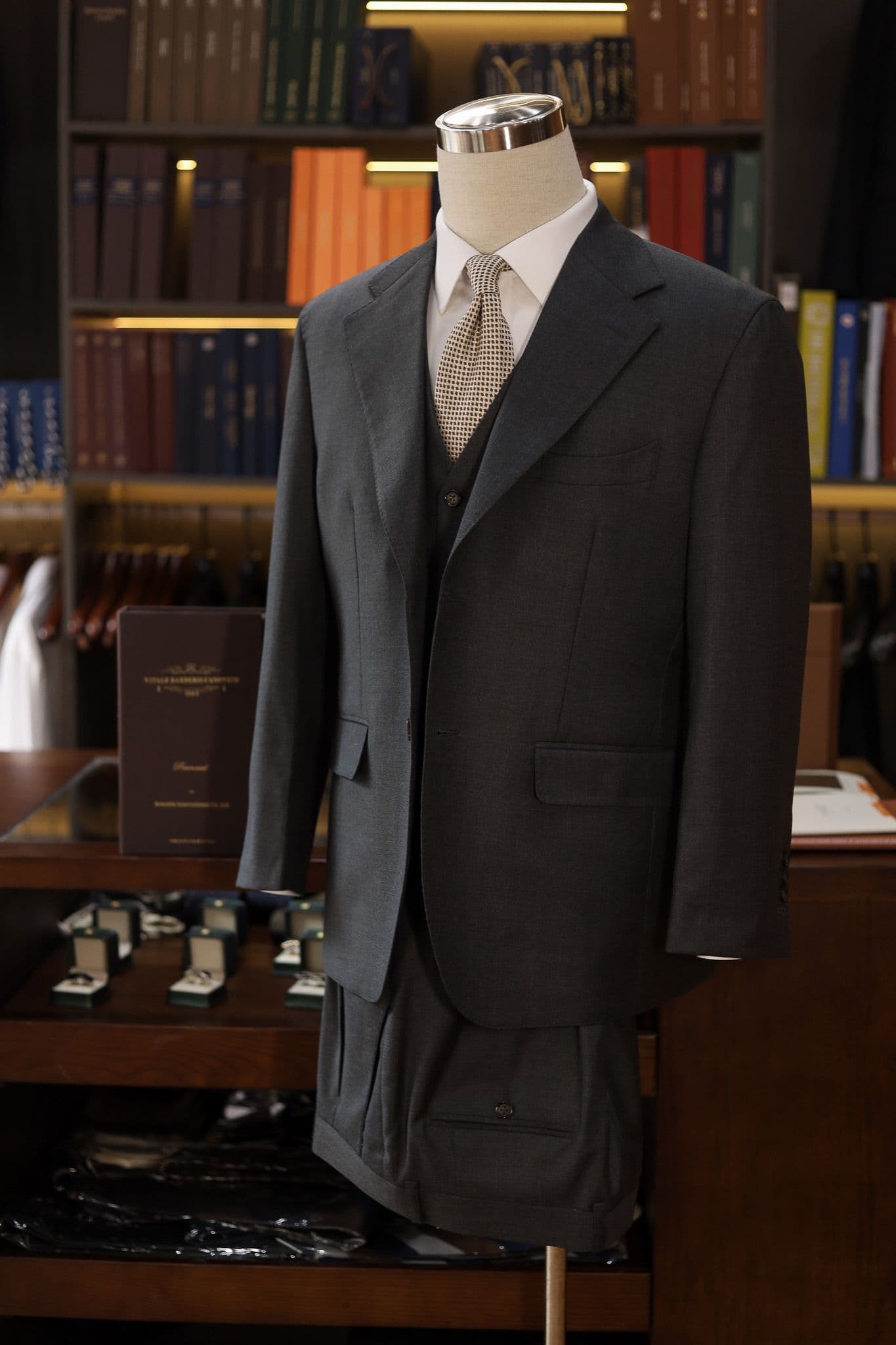 VBC Perennial Dark Grey 3 Pieces Suit