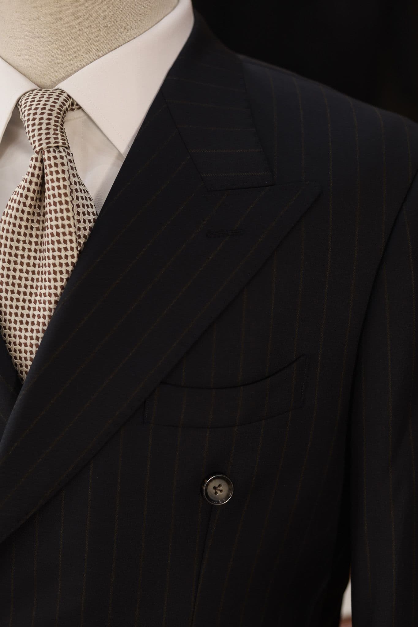 vbc-perennial-navy-pinstripe-double-breasted-suit