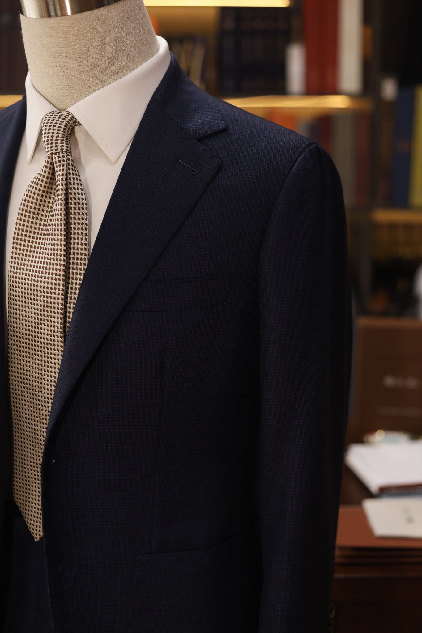 scabal-wool-cashmere-navy-suit