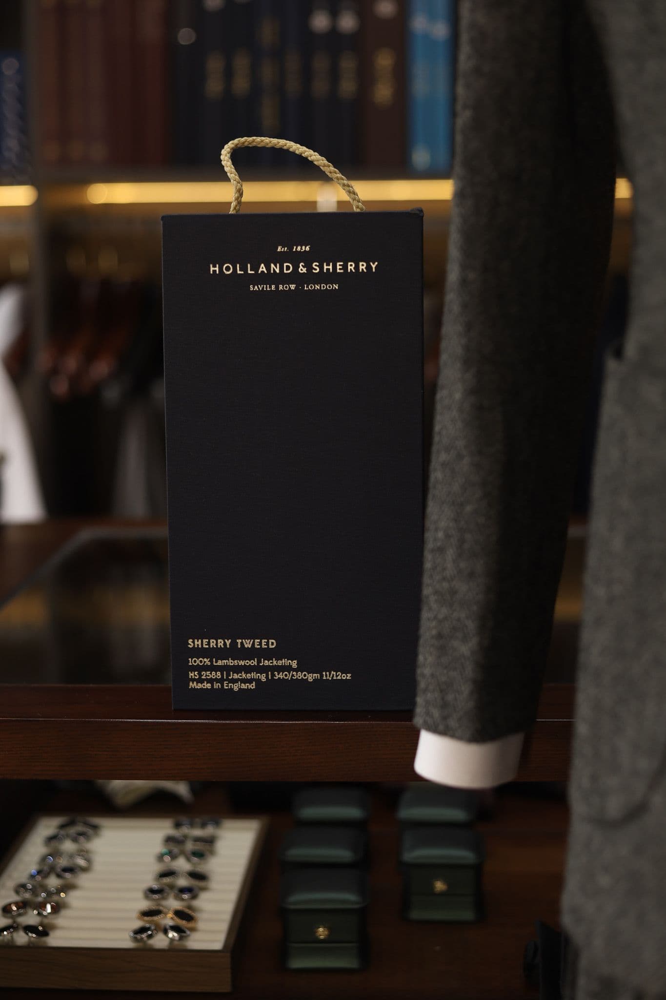 grey-herringbone-holland-and-sherry-sherry-tweed-suit